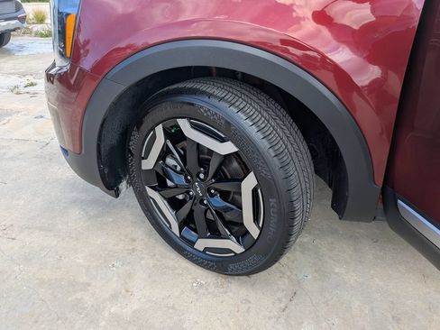 Used 2023 Kia Telluride S w/ S Sunroof Package FWD image 36