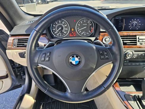 Used 2011 BMW 328i Convertible RWD image 25