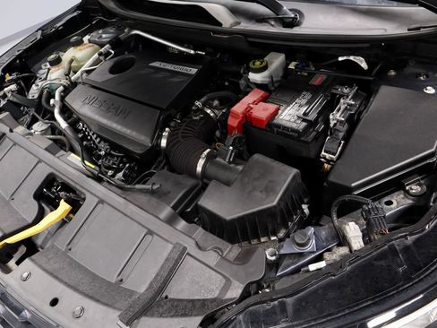 Certified 2023 Nissan Rogue SV w/ SV Premium B Package AWD/4WD image 18