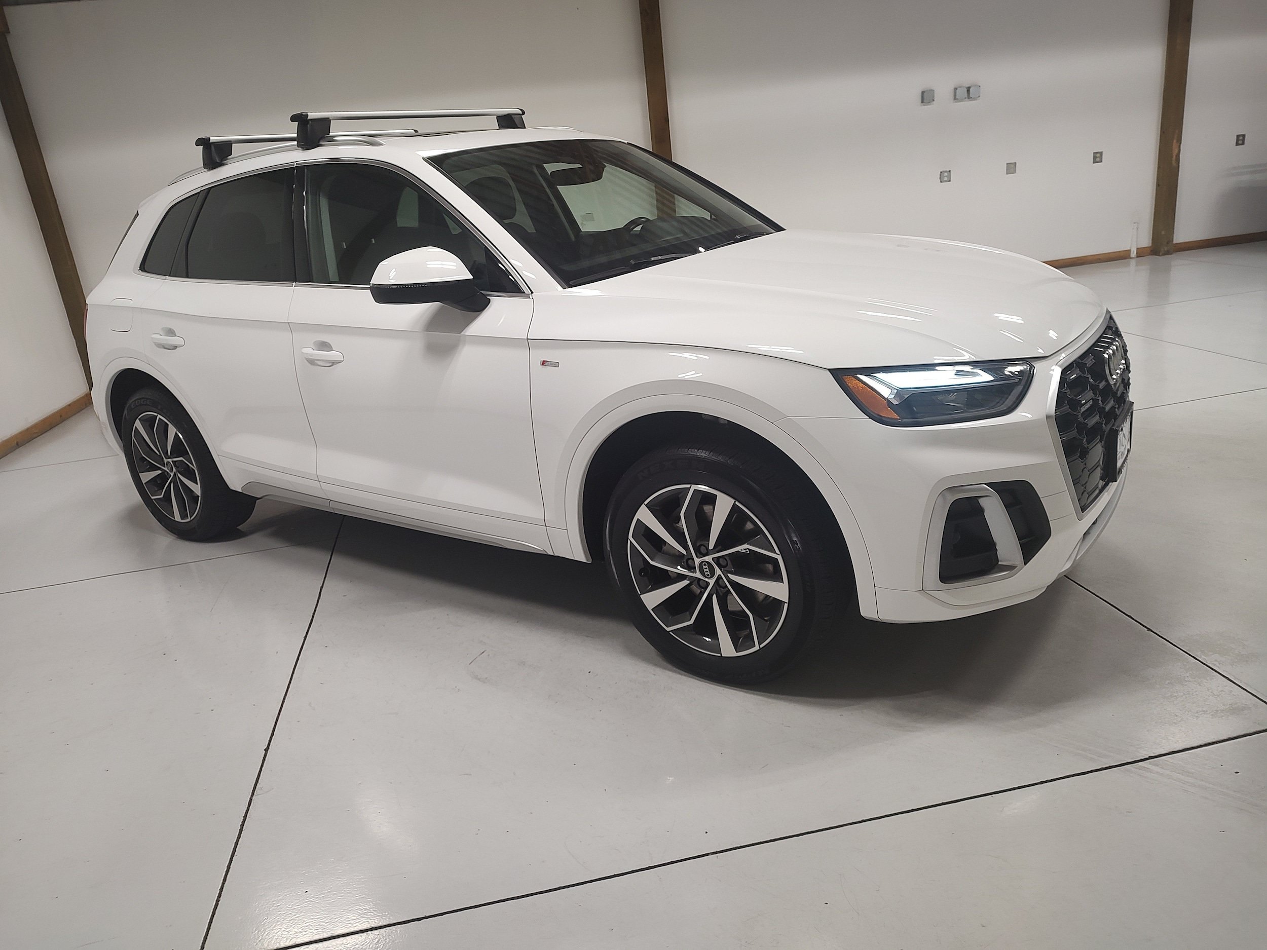 Used 2024 Audi Q5 2.0T Premium Plus AWD/4WD image 2