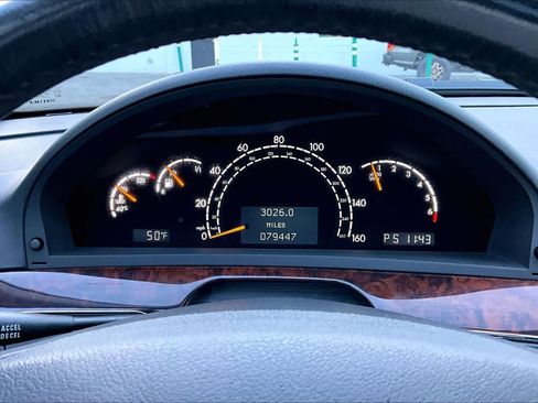 Used 2006 Mercedes-Benz S 500 image 24