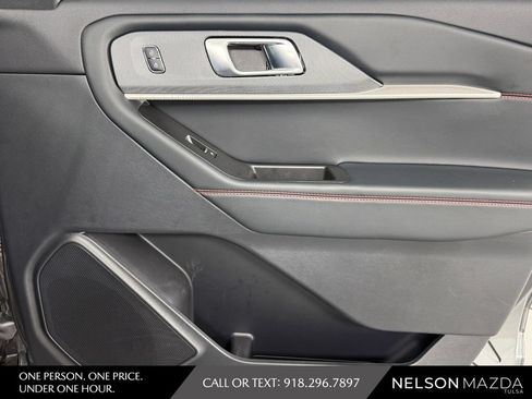 Used 2025 Ford Explorer ST-Line w/ Premium Package RWD image 45