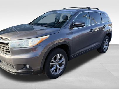 Used 2015 Toyota Highlander LE