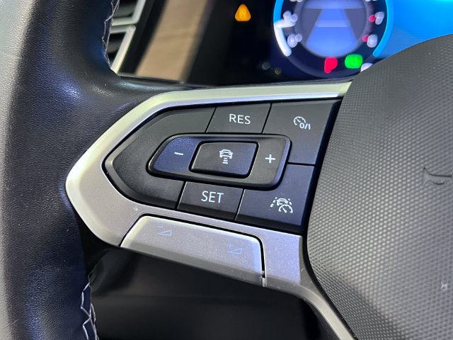 Certified 2024 Volkswagen Atlas SE FWD image 21