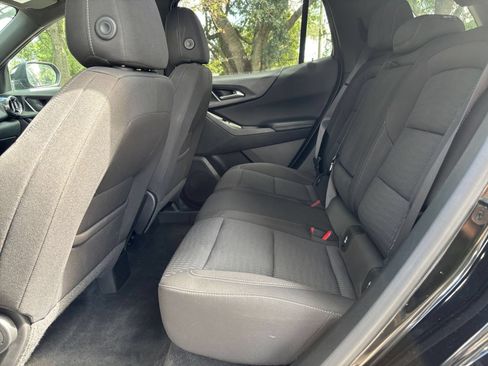 Used 2025 Chevrolet Equinox LT FWD image 25