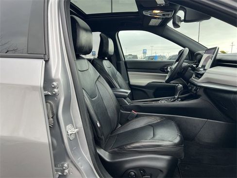 Used 2023 Jeep Compass Limited w/ Elite Group image 19