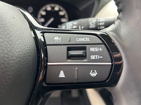 Used 2024 Honda HR-V EX-L image 16