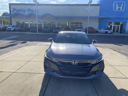Used 2020 Honda Accord Sport image 3