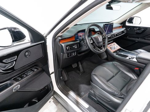 Used 2024 Lincoln Aviator Reserve w/ Jet Package RWD image 12