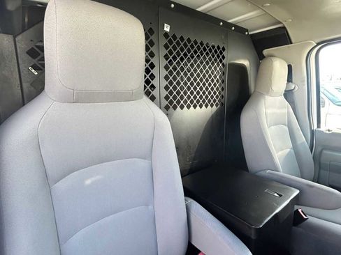 Used 2013 Ford E-150 and Econoline 150 w/ PWR Group image 9