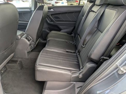 Used 2024 Volkswagen Tiguan SE image 27