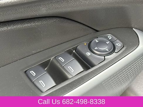 Used 2025 Chevrolet Trax RS w/ Driver Confidence Package FWD image 19