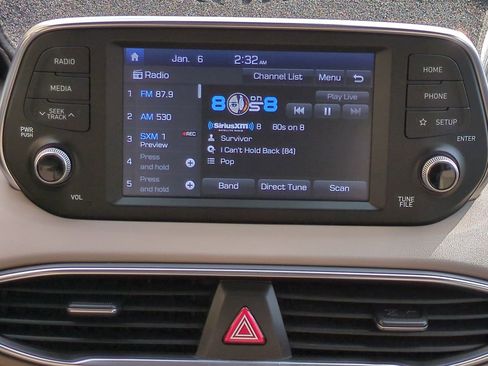 Used 2019 Hyundai Santa Fe SEL image 17