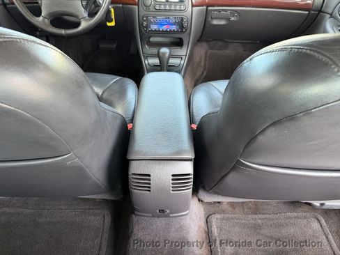 Used 1999 Chrysler 300M FWD image 36