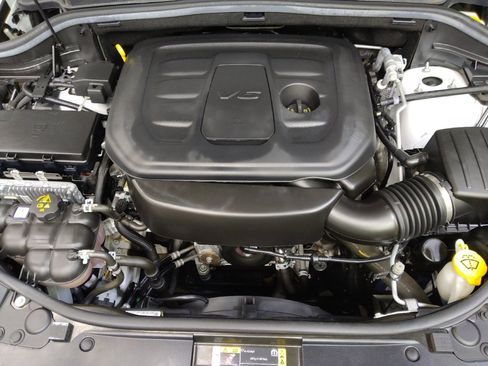 Used 2022 Jeep Grand Cherokee Laredo E AWD/4WD image 30