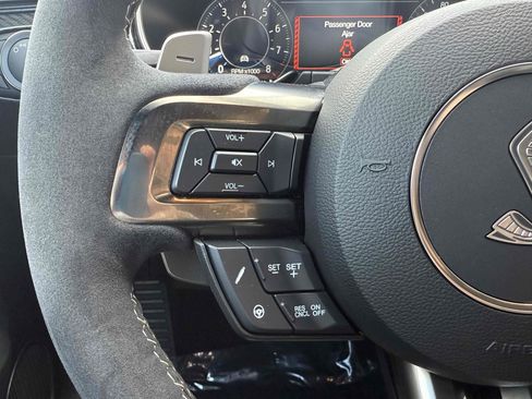 Used 2021 Ford Mustang Shelby GT500 w/ Carbon Fiber Track Pack image 45