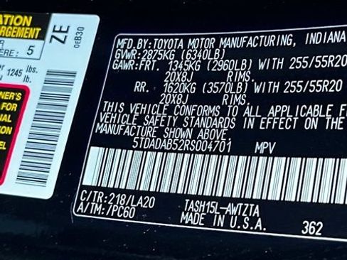 Used 2024 Toyota Grand Highlander AWD Hybrid image 37