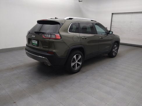 Used 2019 Jeep Cherokee Limited AWD/4WD image 9