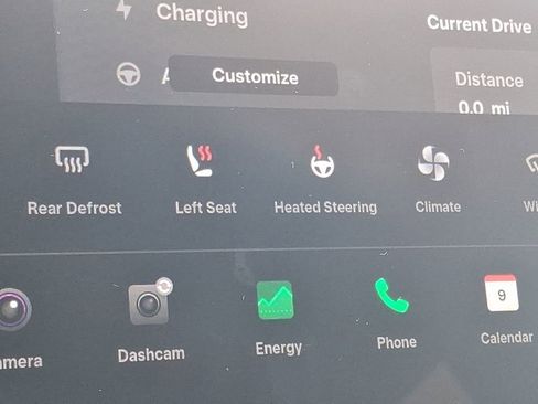 Used 2021 Tesla Model Y Long Range image 23