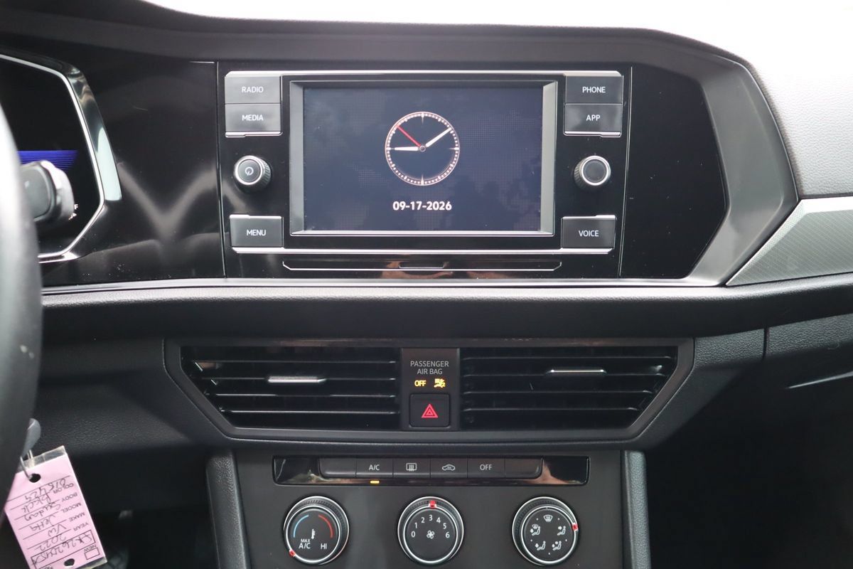 Used 2022 Volkswagen Jetta Sport FWD image 34