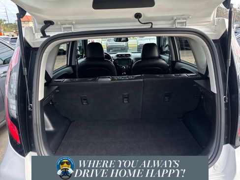 Used 2019 Kia Soul ! w/ Technology Package FWD image 24