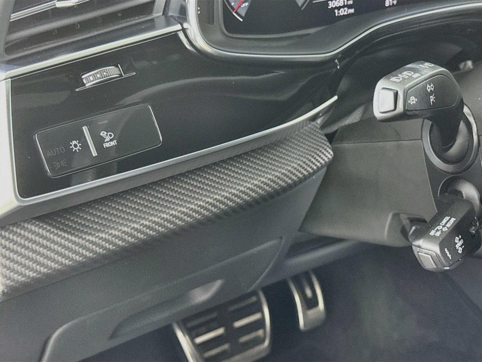 Certified 2025 Audi SQ7 Prestige AWD/4WD image 14