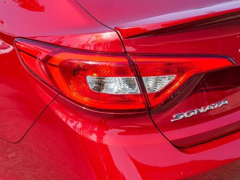 Used 2016 Hyundai Sonata Sport FWD image 8