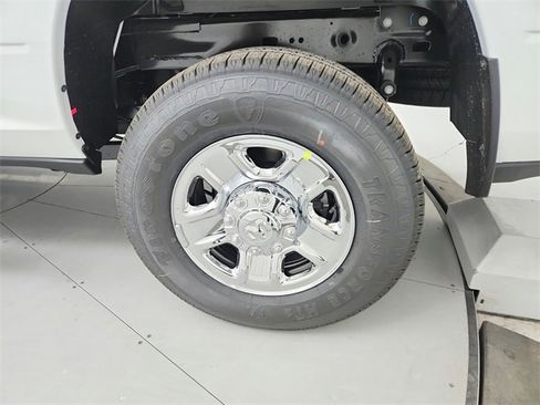 New 2026 RAM 2500 Tradesman image 39