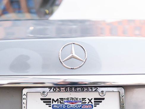 Used 2015 Mercedes-Benz S 550 Sedan w/ Sport Package w/ Sport Package image 50