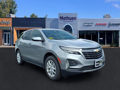 Used 2024 Chevrolet Equinox LT AWD/4WD image 1