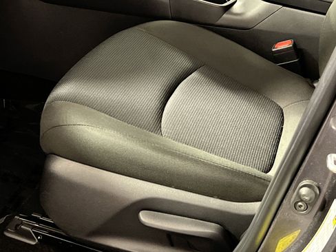 Used 2025 Toyota RAV4 LE image 14