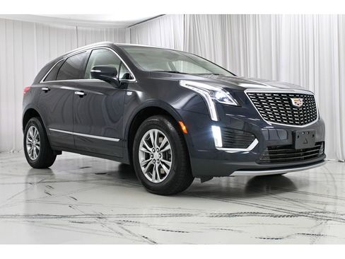 Certified 2021 Cadillac XT5 Premium Luxury image 2