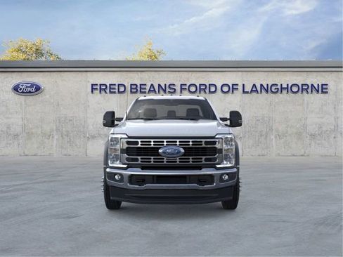 New 2025 Ford F550 4x4 Regular Cab Super Duty w/ XL Chrome Package image 7