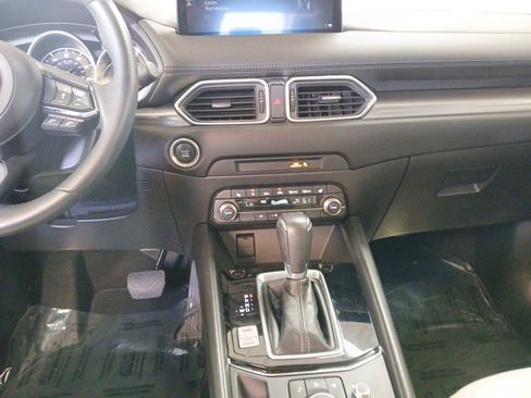 Used 2024 MAZDA CX-5 AWD 2.5 S w/ Preferred Package image 11