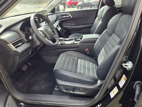New 2026 Mitsubishi Outlander SE AWD/4WD image 15