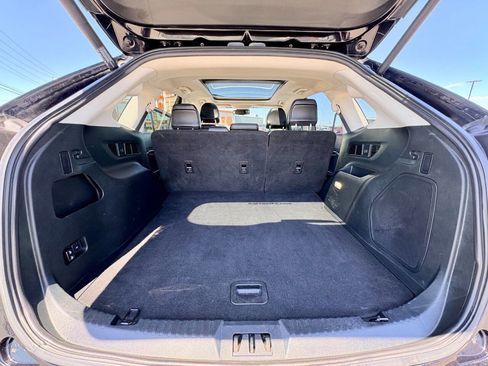 Used 2019 Ford Edge Titanium w/ Equipment Group 301A AWD/4WD image 24