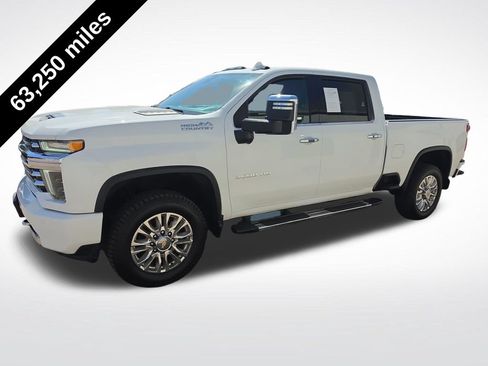 Used 2022 Chevrolet Silverado 3500 High Country w/ Technology Package AWD/4WD image 3