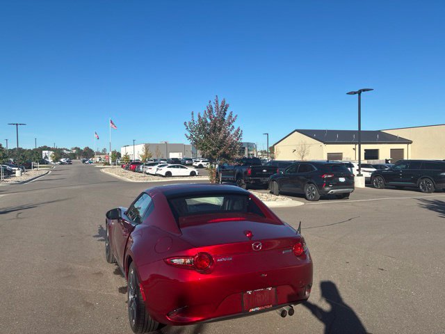 Used 2019 MAZDA MX-5 Miata RF Grand Touring RWD image 4