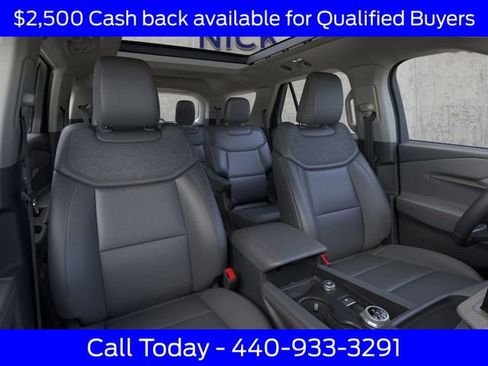New 2026 Ford Explorer Active w/ Active Comfort Package image 11
