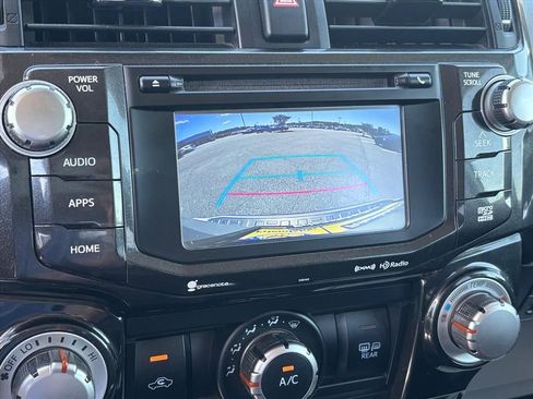 Used 2018 Toyota 4Runner TRD Off-Road AWD/4WD image 5