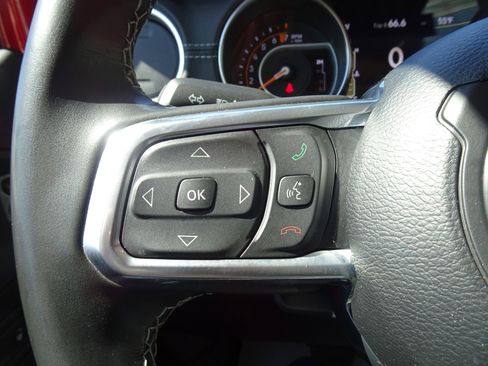 Used 2022 Jeep Gladiator Overland w/ Popular Equipment Package AWD/4WD image 20