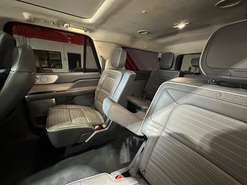 Used 2021 Lincoln Navigator L Black Label w/ Cargo Convenience Package image 12