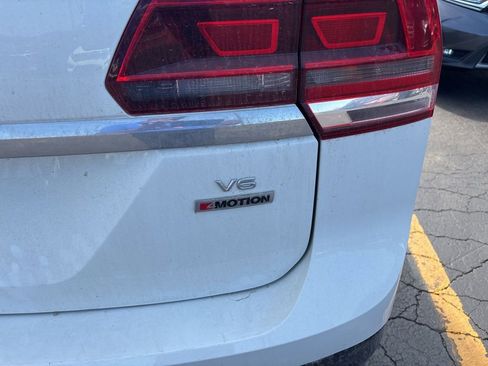 Used 2018 Volkswagen Atlas SE AWD/4WD image 4