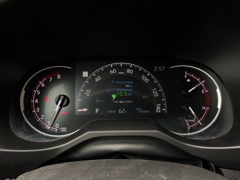 Used 2024 Toyota RAV4 XLE Premium FWD image 38