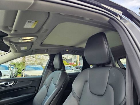 Used 2025 Volvo XC60 B5 Core w/ Climate Package image 26
