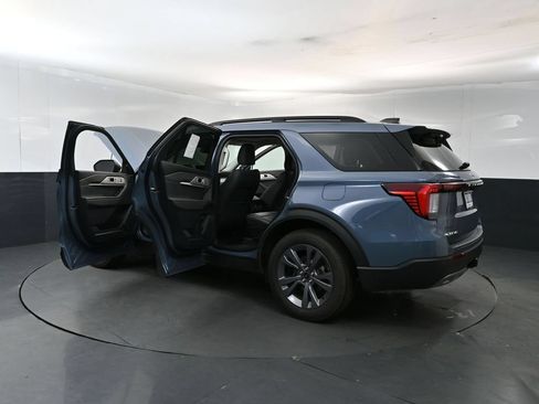 New 2026 Ford Explorer Active w/ Active Comfort Package AWD/4WD image 28