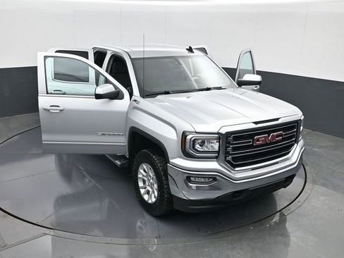Used 2017 GMC Sierra 1500 SLE w/ SLE Value Package image 30