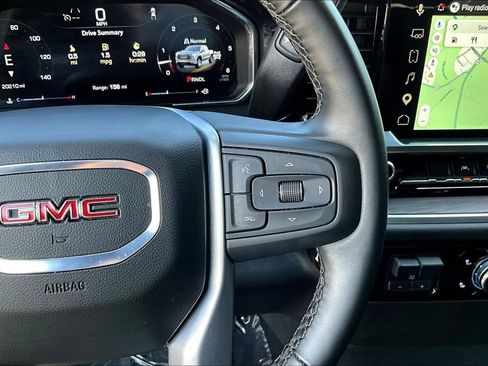 Used 2026 GMC Sierra 1500 SLT AWD/4WD image 15