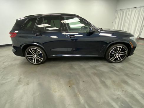 Used 2019 BMW X5 xDrive50i w/ M Sport Package AWD/4WD image 7