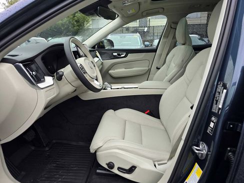 New 2026 Volvo XC60 B5 Ultra w/ Protection Package Premier AWD/4WD image 20
